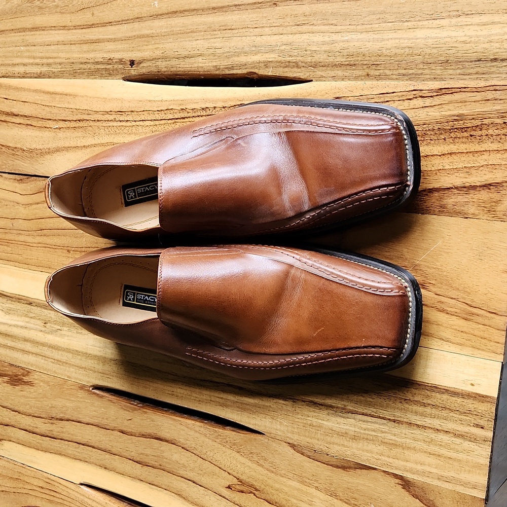 Stacy Adams men's slip on shoe Wide Width - size 10.5  Light Brown